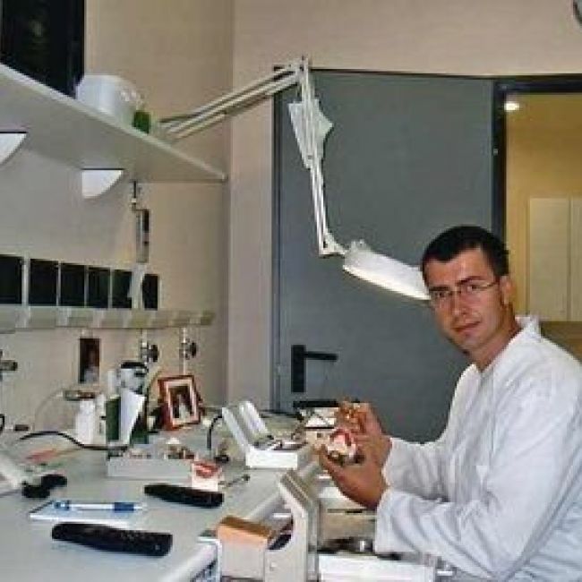 laboratori dental a Badalona